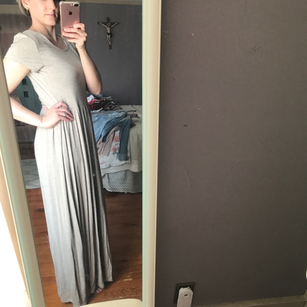 // SOLD // Oatmeal Maxi Dress